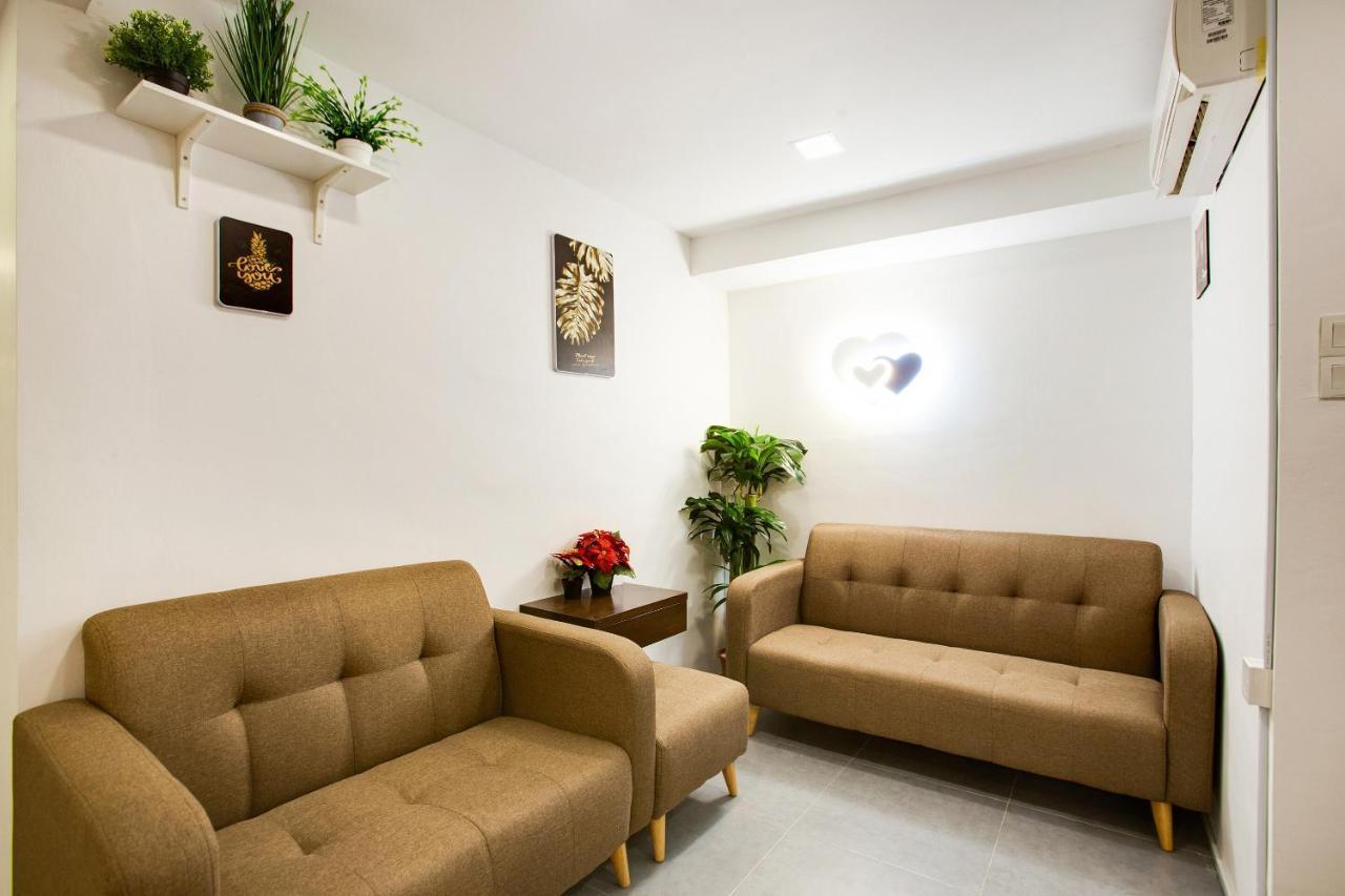 Oyo 89631 988 Hotel Johor Bahru Dış mekan fotoğraf